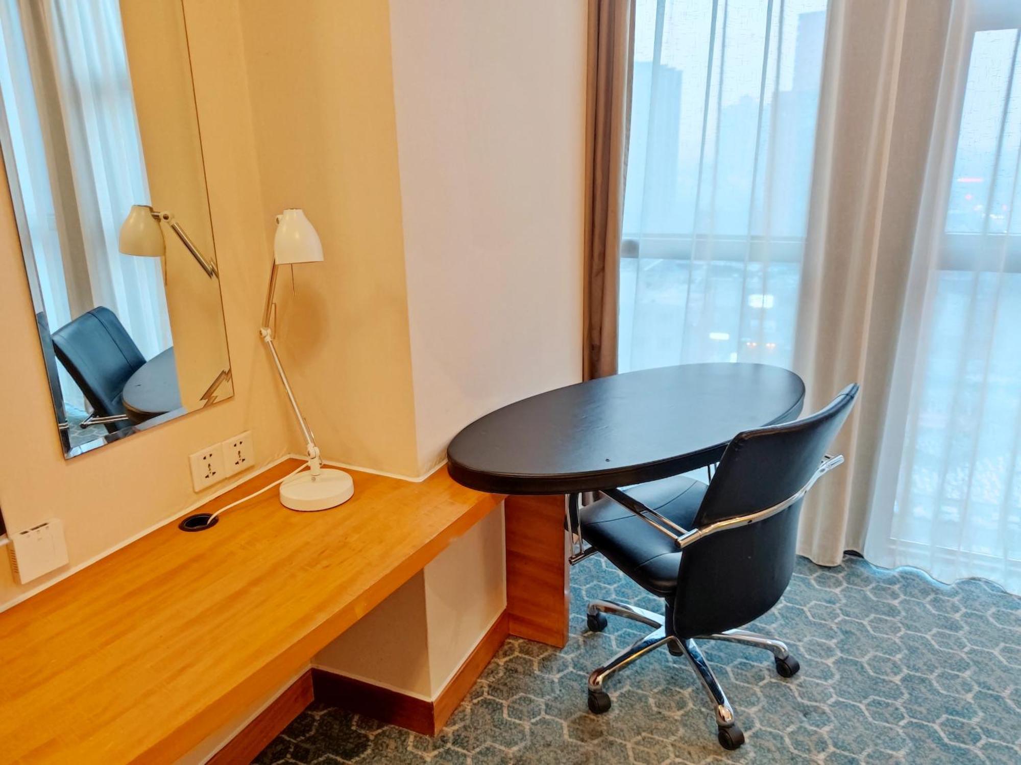 Holiday Inn Express Beijing Huacai By Ihg Eksteriør bilde